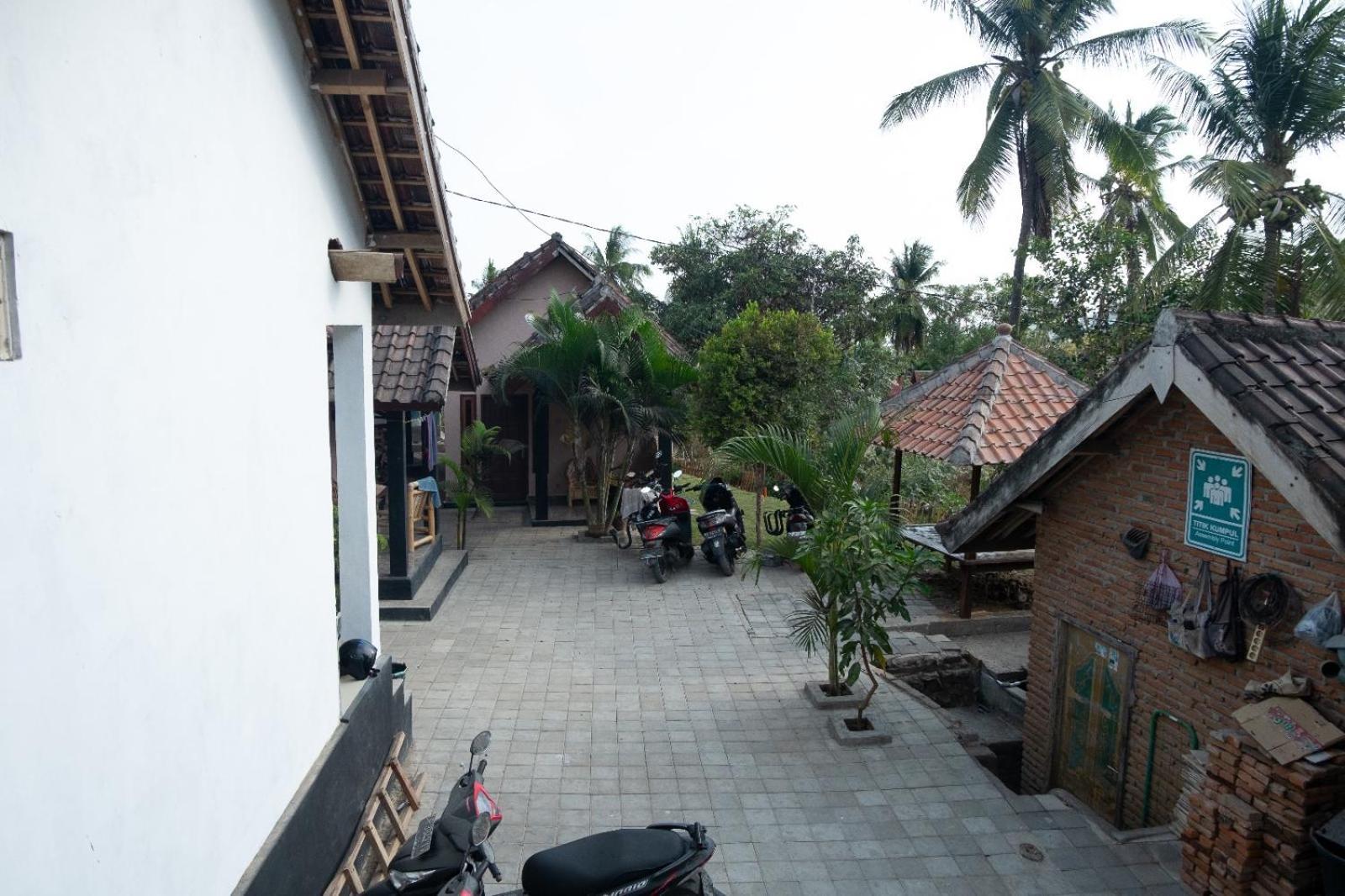 Ramdan Homestay Kuta  Exterior photo
