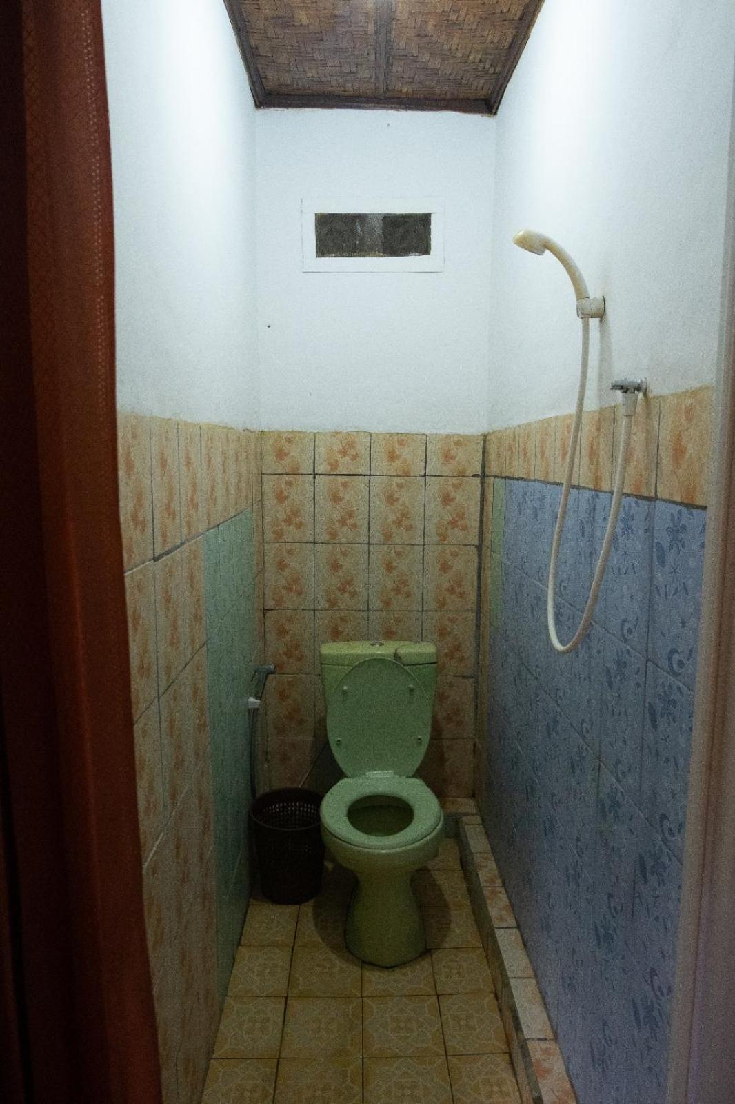 Ramdan Homestay Kuta  Exterior photo