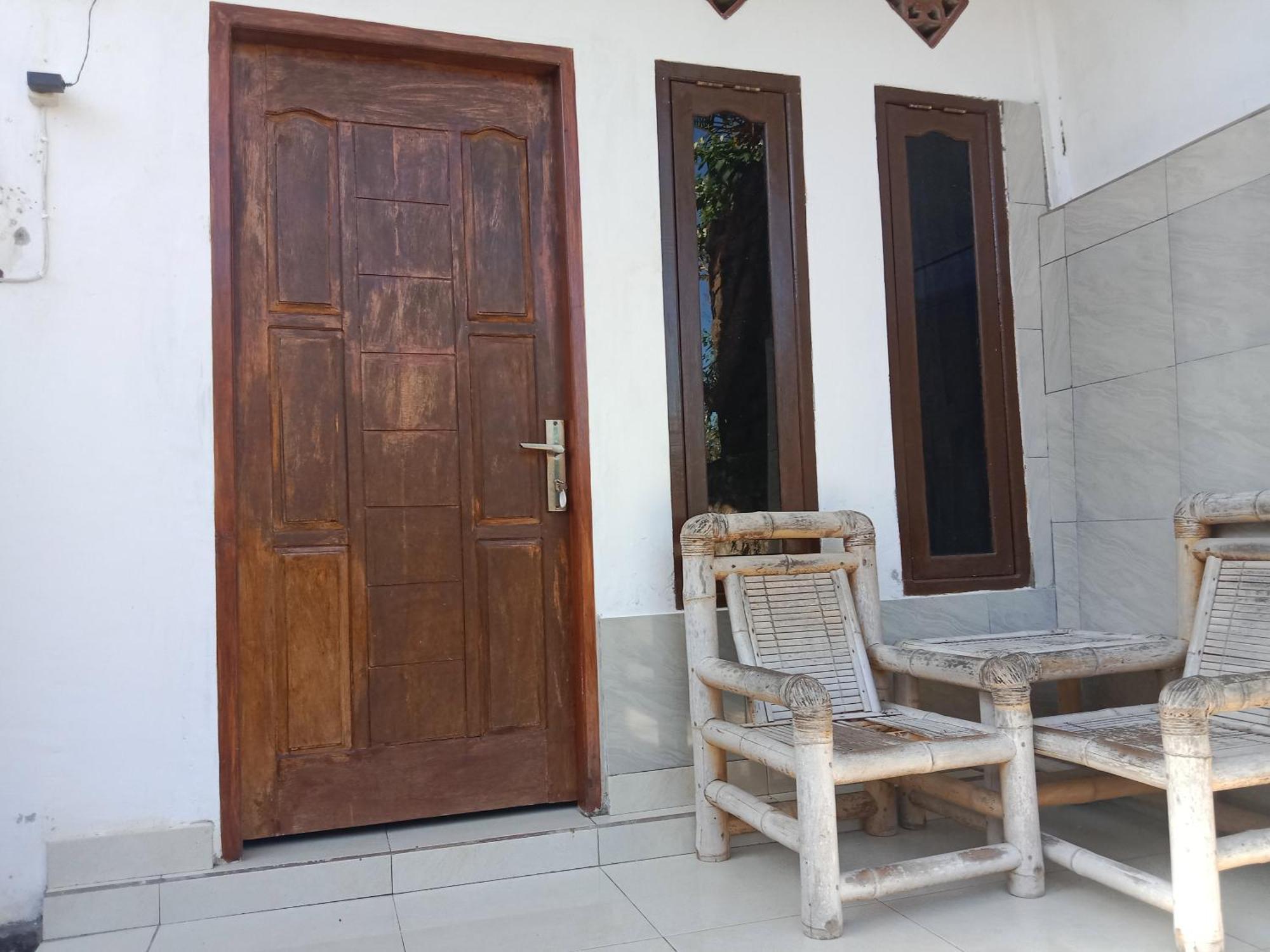 Ramdan Homestay Kuta  Exterior photo